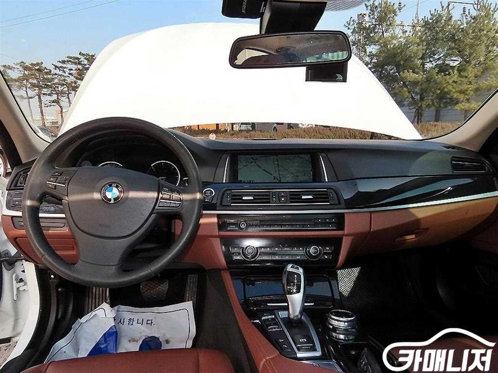 [BMW]5시리즈 (F10) 520d xDrive #3월급매--6