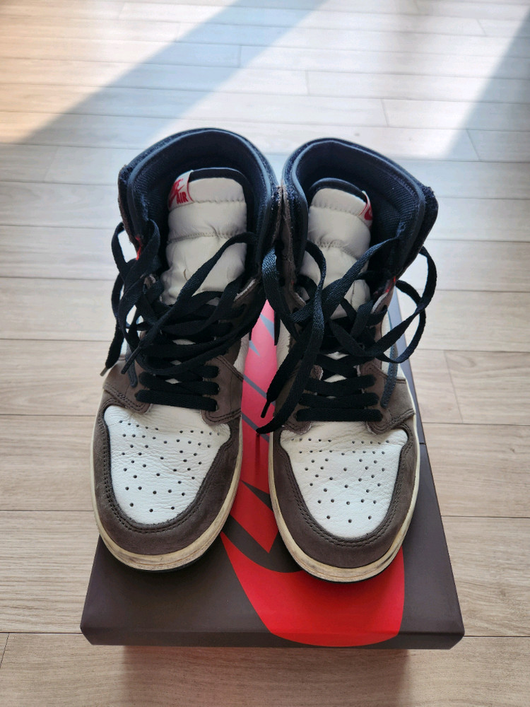265 조던1 하이 트래비스스캇 모카--1