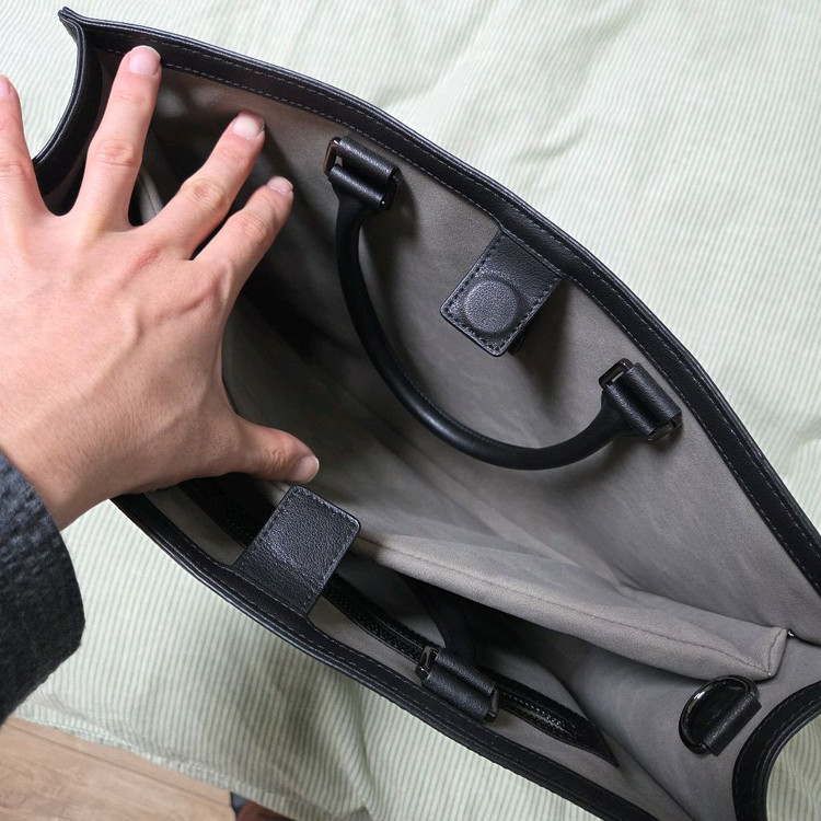 질스튜어트 로건 블랙 레더 심플 토트백 JUBA6E941BK / 숄더백 가죽 가방 남성 삭형 포터 스위치--3