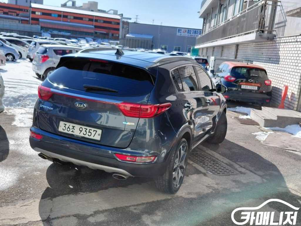 [기아]스포티지 4세대 (QL) 디젤 2.0 2WD 프레스티지 (5인승) #3월급매 이미지