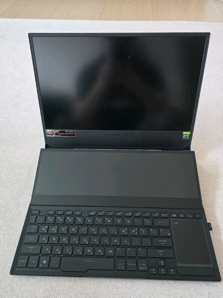 ASUS 제피러스 듀오 15 SE 이미지