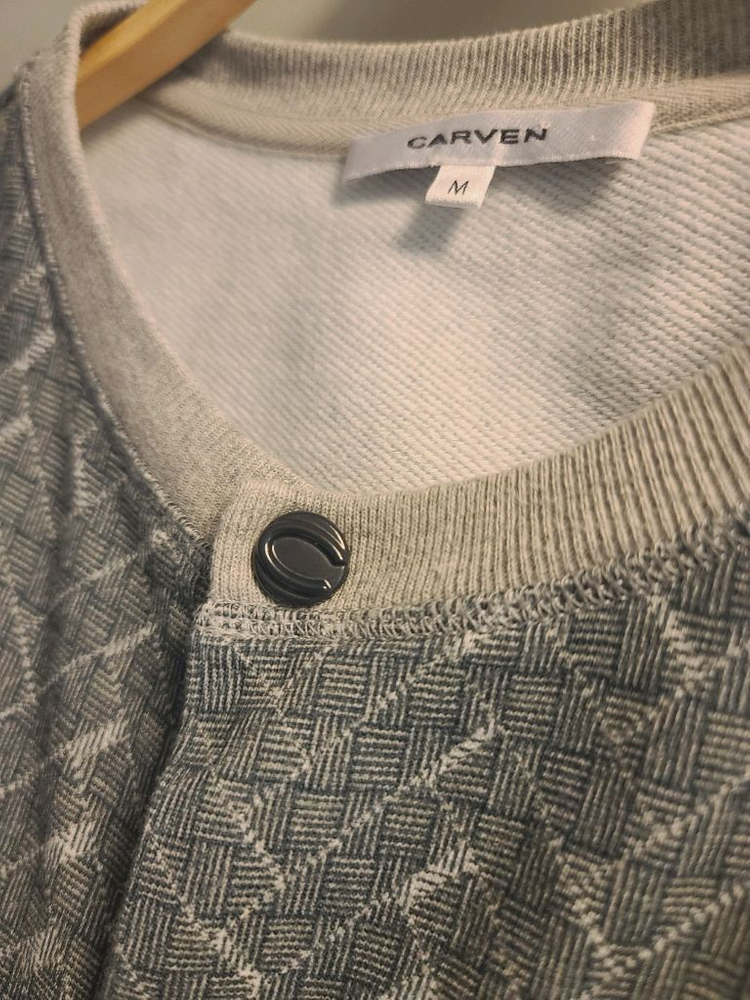 남성 CARVEN 까르뱅 그레이 패턴 니트 버튼 숏 점퍼 봄 가디건 M 남자 명품 / 띠어리 스톤아일랜드 골프 이미지