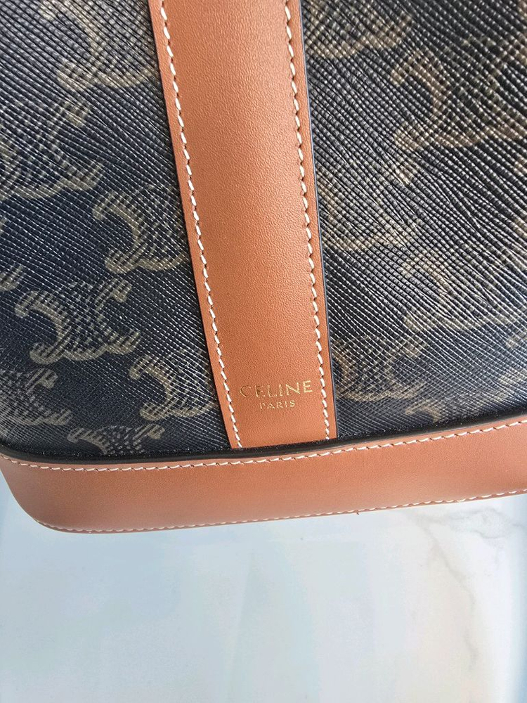 셀린느 버킷백 스몰 풀박 이미지