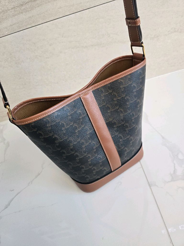 셀린느 버킷백 스몰 풀박 이미지