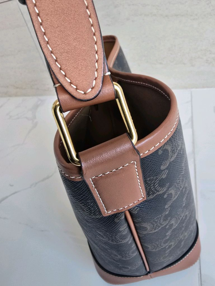 셀린느 버킷백 스몰 풀박 이미지