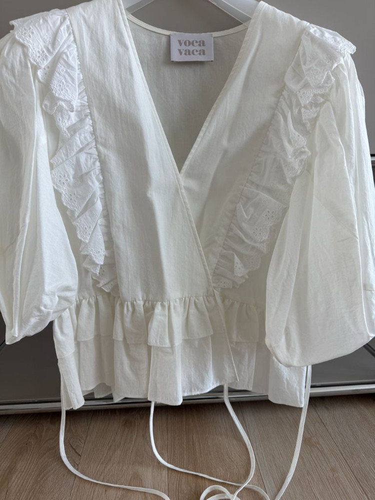 보카바카 로샤 러플 블라우스 이미지