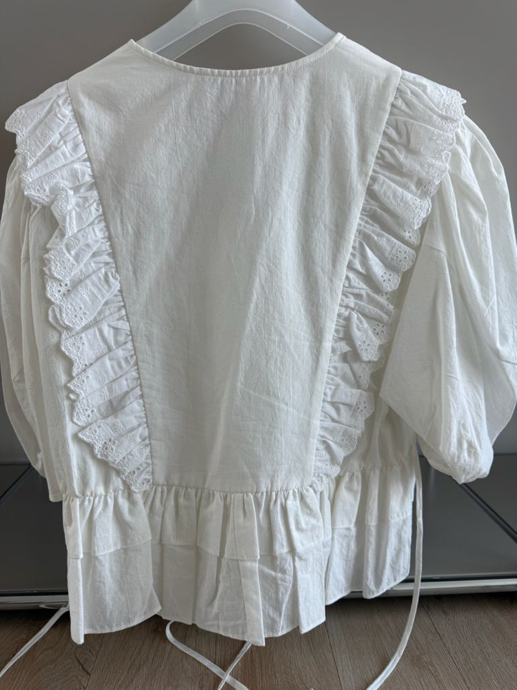 보카바카 로샤 러플 블라우스 이미지