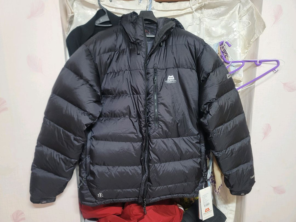 마운틴이큅먼트 히말라야 대장패딩 0xl (110사이즈) 블랙 새제품 판매--0