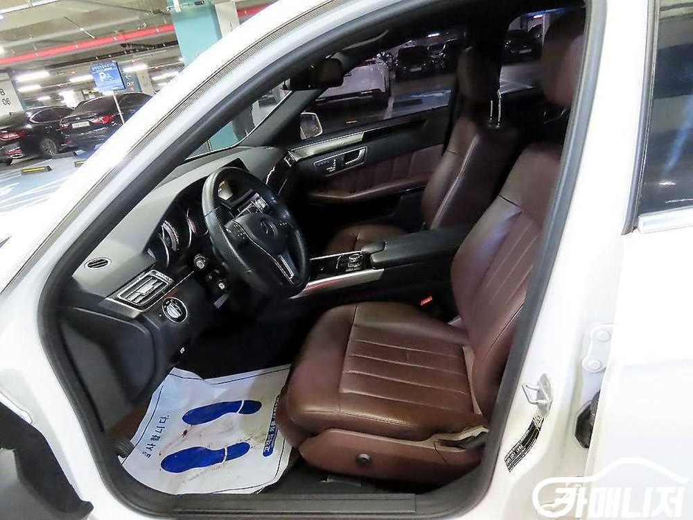 [벤츠]E-클래스 W212 E220 CDI 아방가르드 (5인승) #3월급매--5