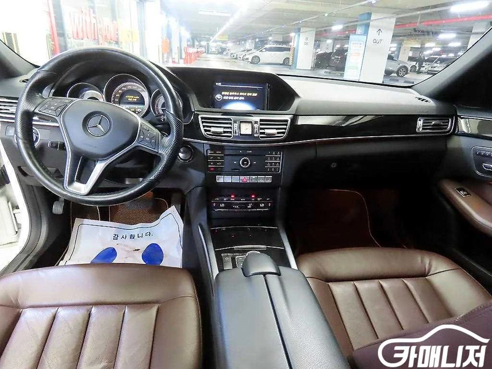 [벤츠]E-클래스 W212 E220 CDI 아방가르드 (5인승) #3월급매 이미지