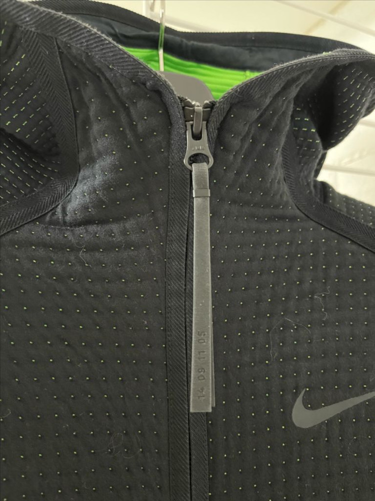 나이키 테크 팩 윈드러너 풀집 후드--1