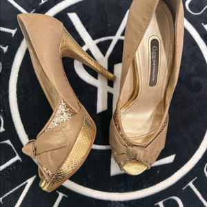 국내산 고퀄리티 하이힐 / 럭셔리 리본꼬임 오픈토 골드힐 59,800