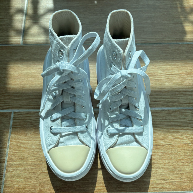 컨버스 척테일러 올스타 무브 화이트 225mm--2