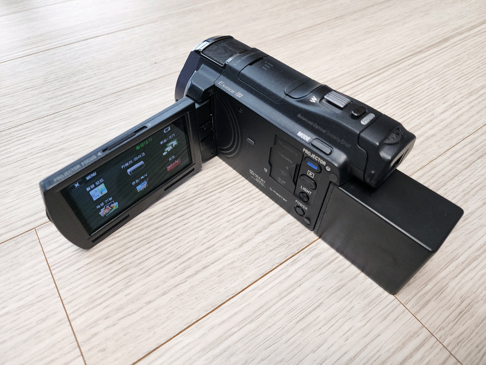 소니 hdr-pj660 캠코더 판매합니다--2