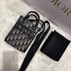 {한정판/당일출고 디올 오블리크 노스 사우스 토트 크로스백 미니 이미지