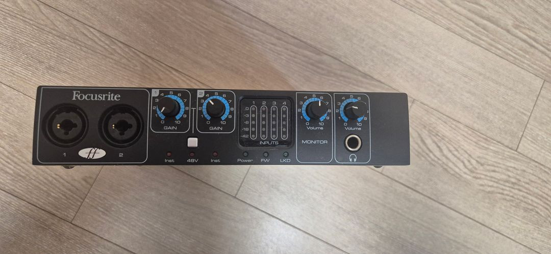 Focusrite Saffire Pro24 인터페이스 판매합니다. 가격은 2만원입니다~!! 상태 A급입니다! 이미지