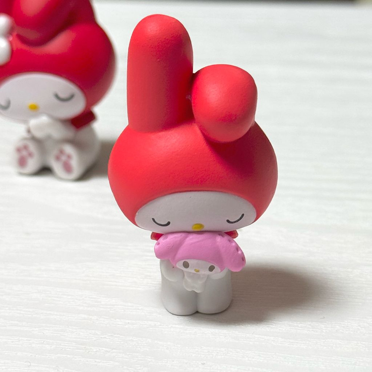 (일괄판매) 마이멜로디 가챠 꾸벅, 봉제인형 들고있는 산리오 시리즈 이미지