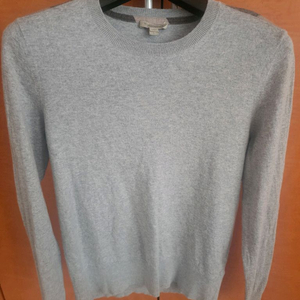 버버리 그레이 정품 니트 팝니다.