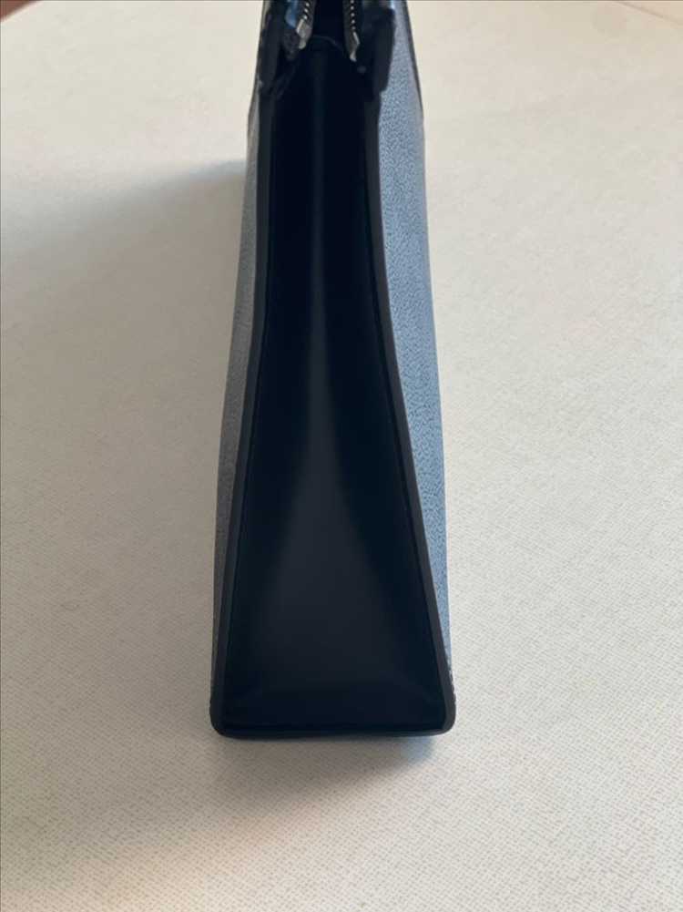 루이비통 다미에 그라피트 클러치백 (보야주 MM) 이미지