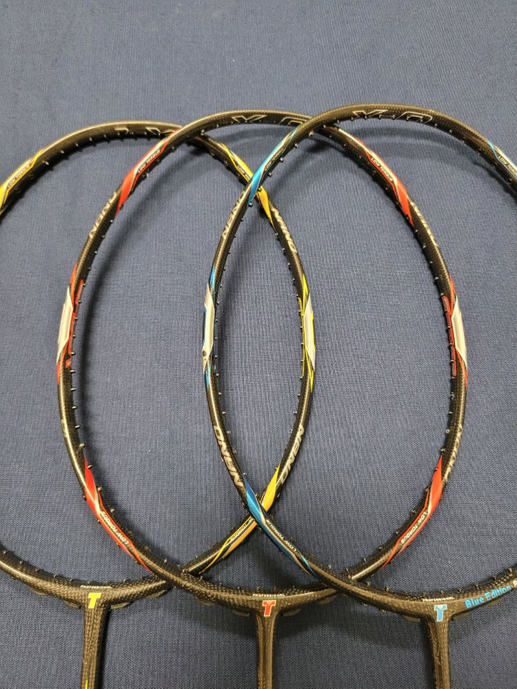 트라이온 X-O 스파이더 배드민턴 라켓 이미지