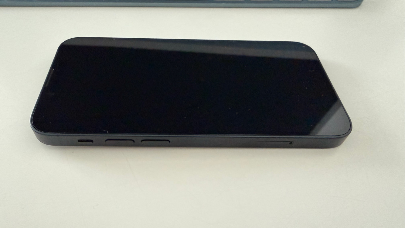 애플 아이폰13 미니 미드나이트 128기가 팝니다--6