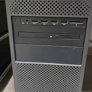 고성능웍스테이션(HP Z4/Xeon 2445/128GB(16GBx8)/RTX4000(8GB)/1TB/WINPro11 이미지