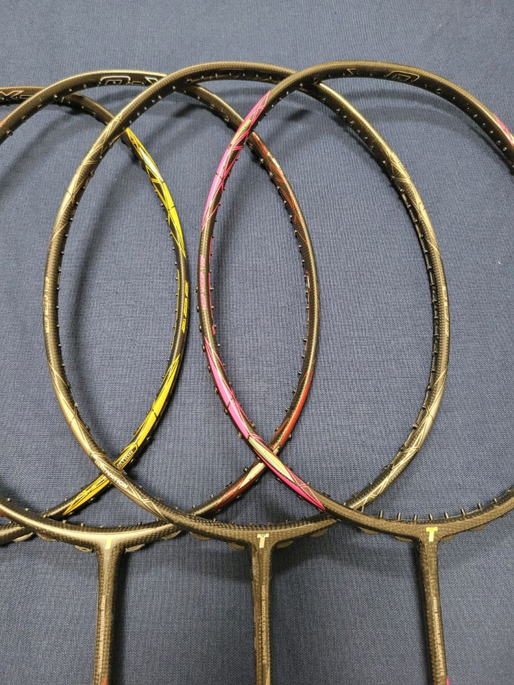 트라이온 X-O 스파이더 이노베이션 배드민턴 라켓--4