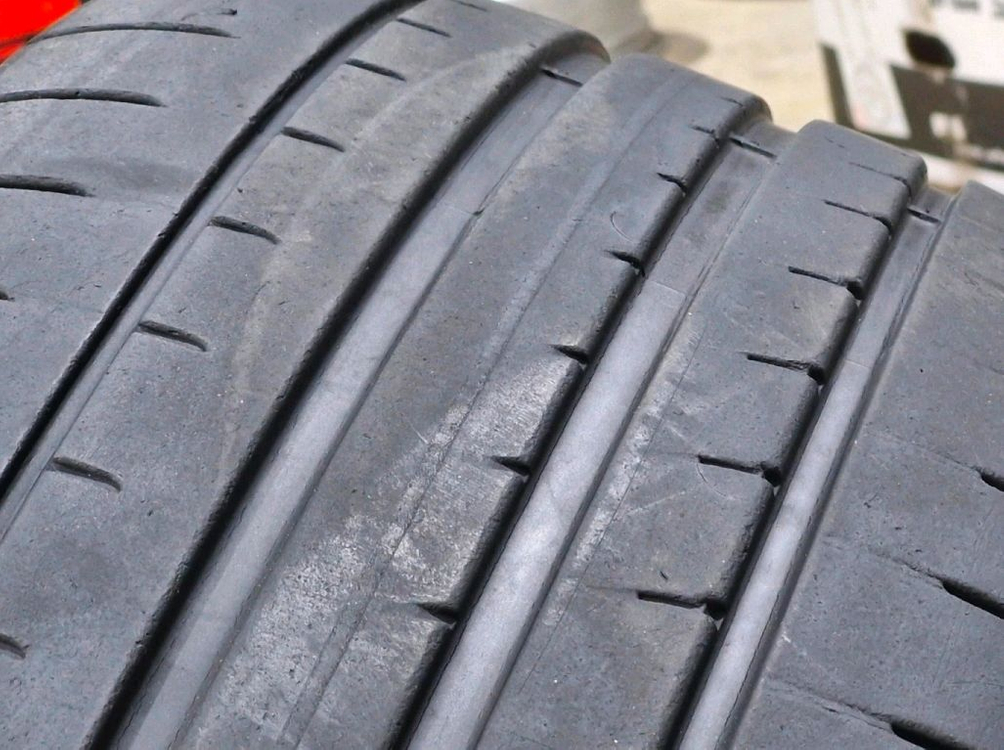 현대 싼타페 MX5 캘리그라피 21인치 휠타이어 셋트판매 합니다 이미지