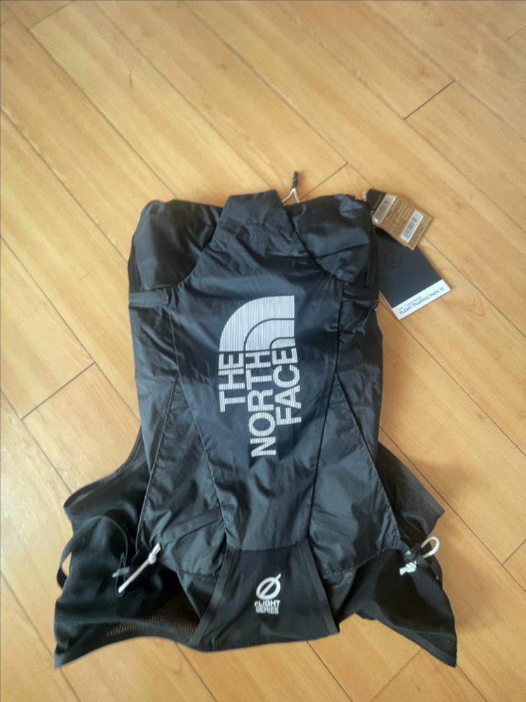 노스페이스 트레일러닝 베스트 M 새상품--4