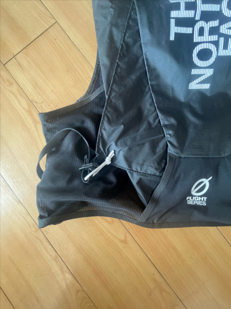 노스페이스 트레일러닝 베스트 M 새상품--5