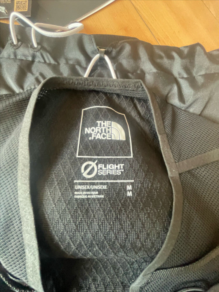 노스페이스 트레일러닝 베스트 M 새상품--6