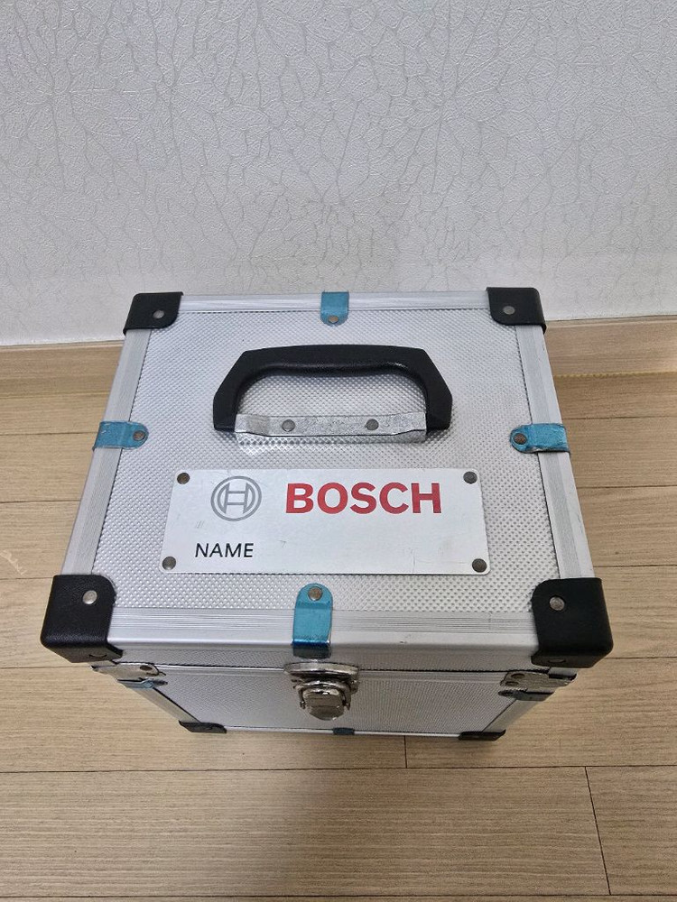 보쉬 레이저 레벨기 이미지