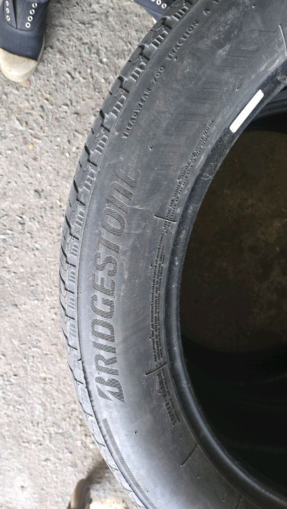 275 50 22 중고타이어 이미지