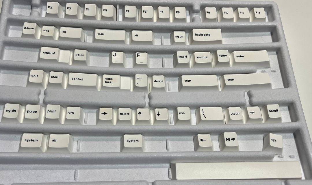 전투용 GMK 키캡. GMK Hennessey 헤네시 이미지