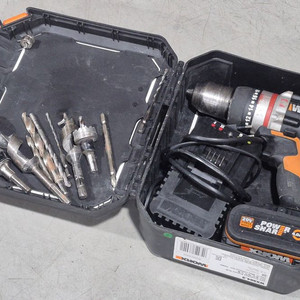 20V 웍스 무선 해머드릴 세트 중고 팝니다