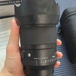 시그마 50mm F1.4 dgdn 소니마운트 팝니다!