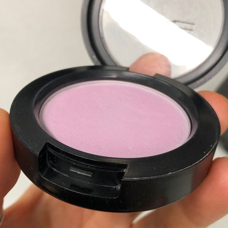 맥 풀오브조이 단종 블러셔(그 단종 아님)--3