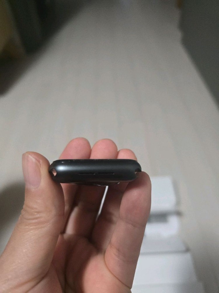 애플워치 SE 44mm 스페이스 그레이 이미지