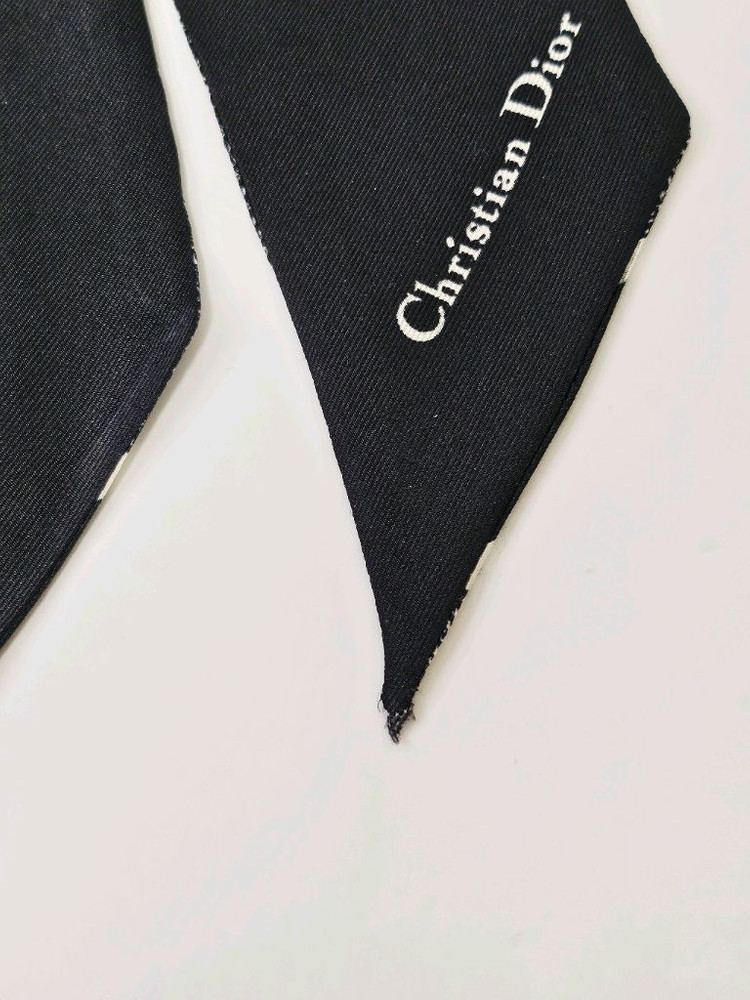 디올 30 Montaigne 미차 스카프 이미지