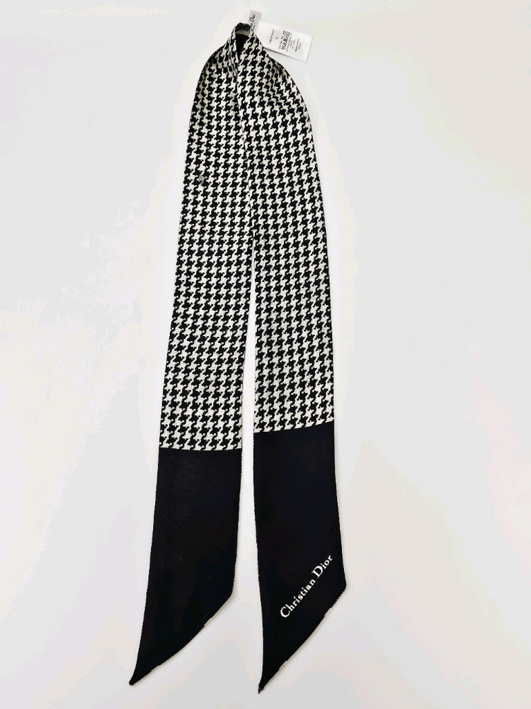 디올 30 Montaigne 미차 스카프 이미지