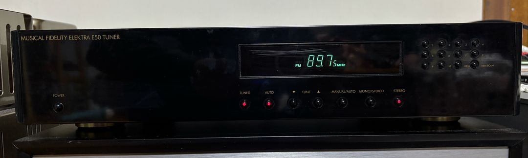 뮤지컬피델리티 E50 오디오 튜너 라디오 이미지