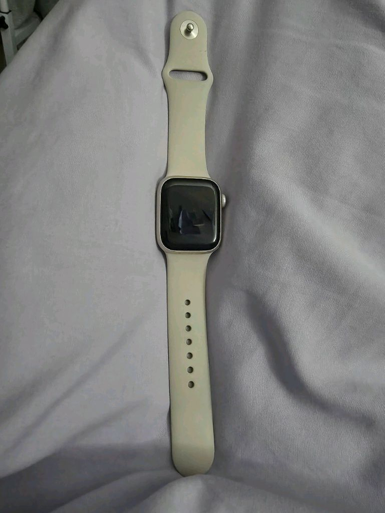 아이폰11 128GB + 애플워치 SE 41mm/갤럭시 다른 기종 교환 하시면 네고 가능합니다 이미지