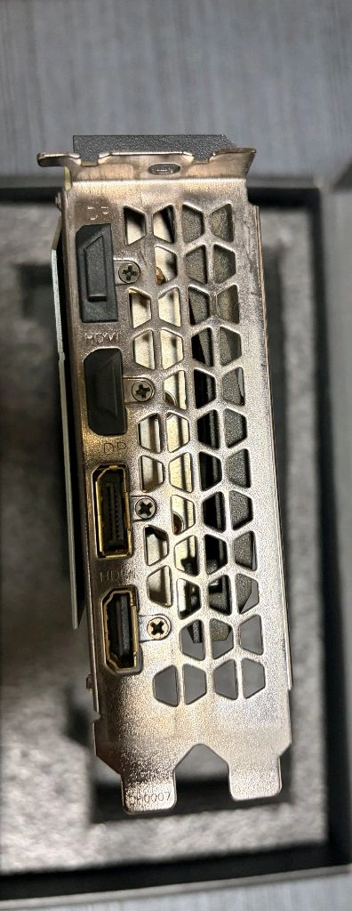 기가바이트 RTX3060ti 3팬 팝니다 이미지