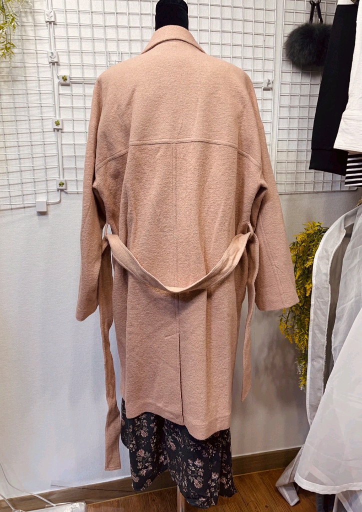 특가 새옷 S , M 싱글 봄 코트 써스데이아일랜드 t178mct231w--9