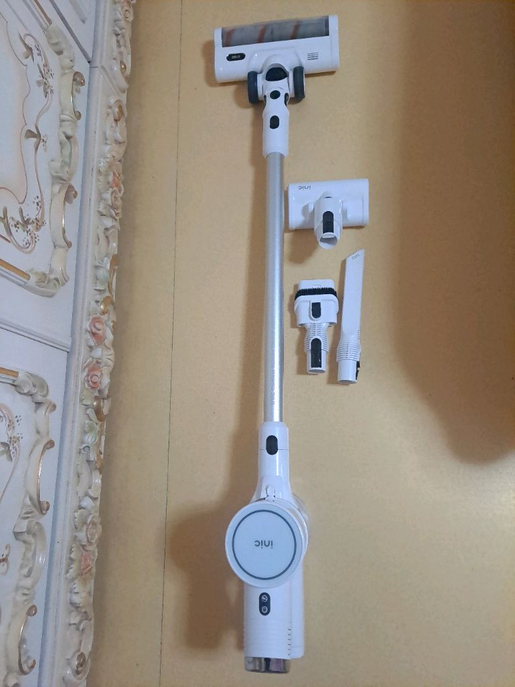 아이닉(inic) i20 Elite 무선청소기 팝니다--1