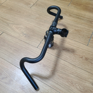 살사 우드치퍼2 그래블 핸들바와 스템