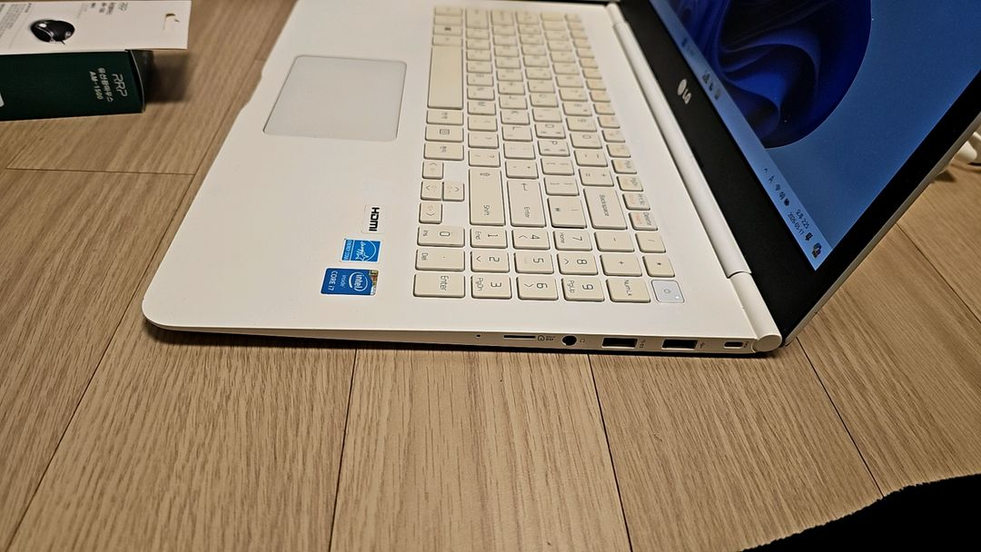 고사양 LG 그램 노트북 gram i7 15인치 엑셀 동영상편집--4