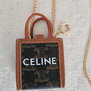 셀린느 미니 가방 키링 판매해요