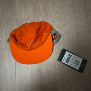 아크테릭스 노반 캡 페놈 색상