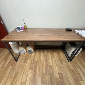 리바트 책상 1500x590 우드 데스크 이미지